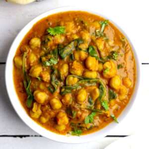 Simple Radish Chickpea Curry